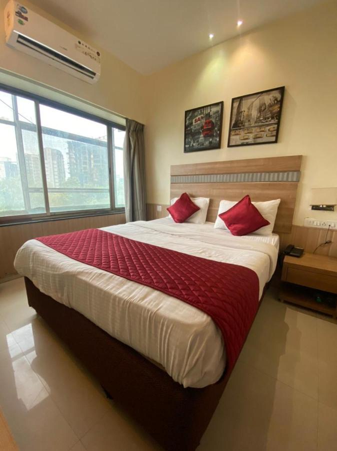 Hotel Airport Prime -Near Mumbai International Airport Andheri East Екстериор снимка
